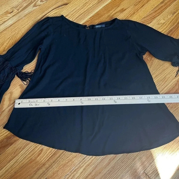 Forever21 long sleeve - Picture 3 of 6